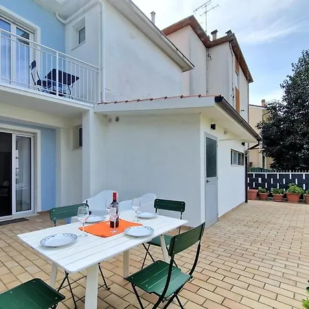 Garden Wi-fi Climate Control Relaxation Close To The Sea - By We Host Apartament *