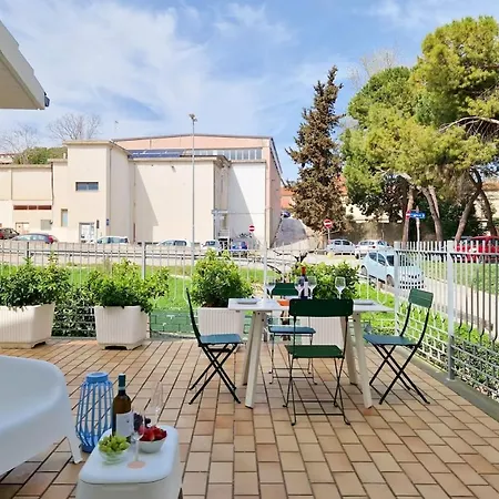 Apartment Garden Wi-fi Climate Control Relaxation Close To The Sea - By We Host Porto Sant'Elpidio